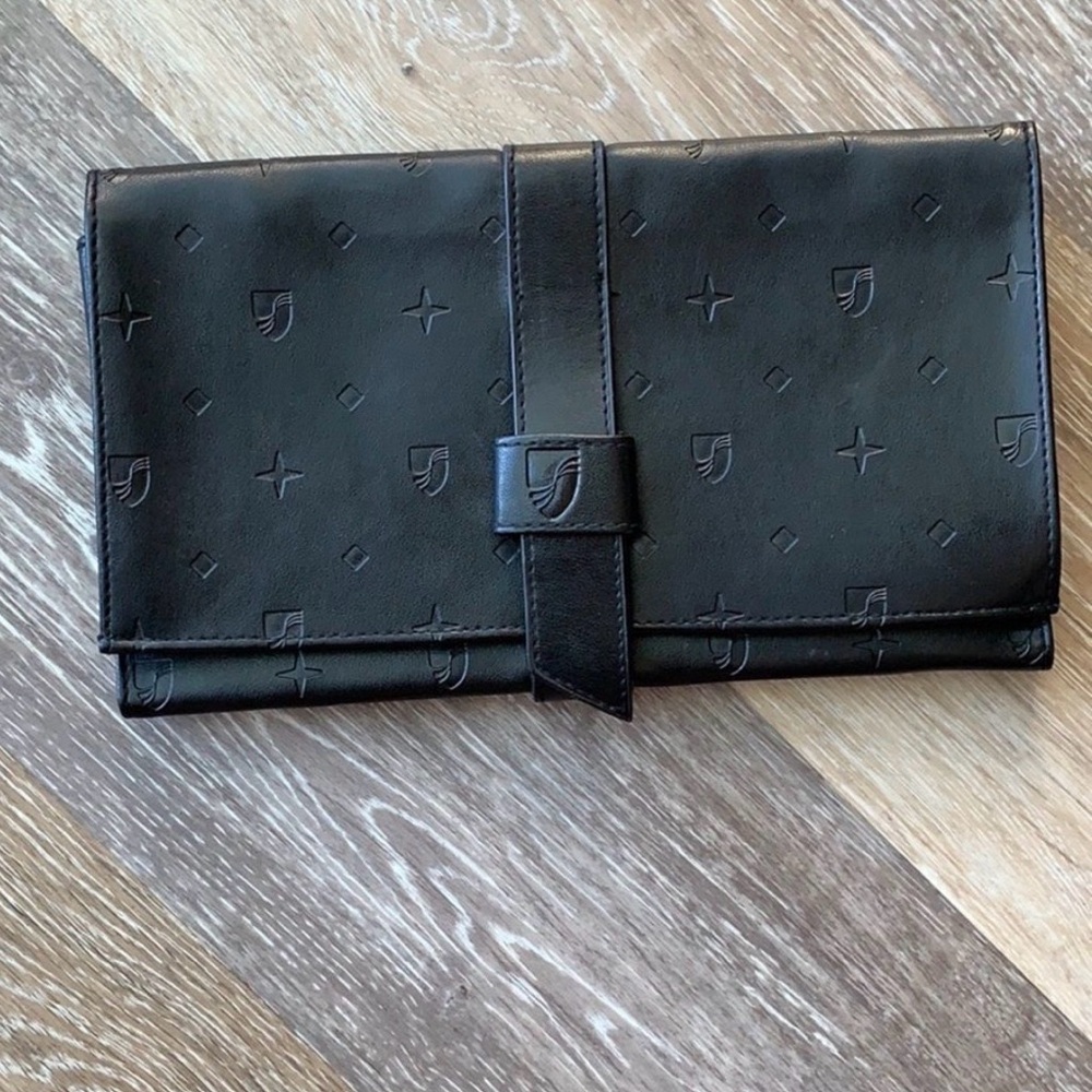 Vintage Black Fold Up Clutch Magnetic Clasp Faux Leather Minimalist Style